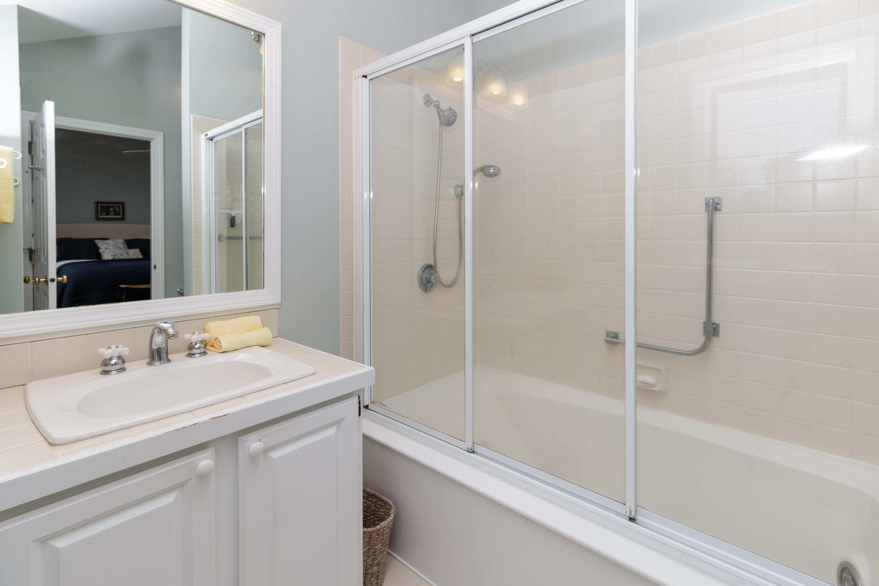 32 Rivers Edge Road East Falmouth, MA 02536 - Photo 19 of 30 Master Bath