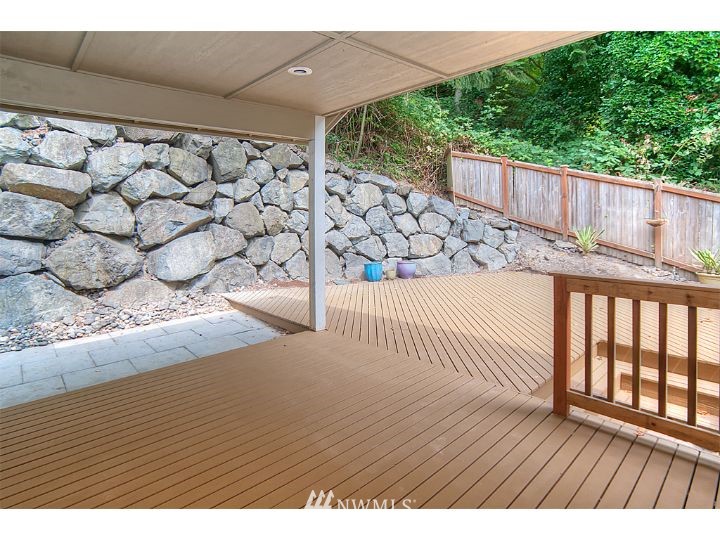 7421 Meadowdale Beach Road Edmonds, WA 98026 - Photo 15 of 15 Gallery Image 15
