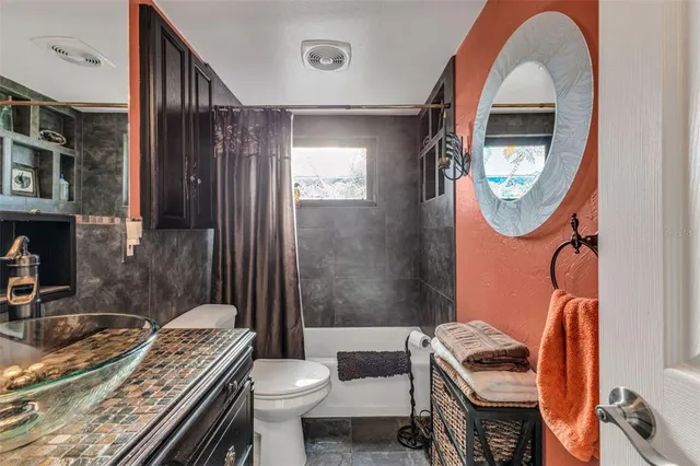 $375,000 | 2091 Oyster Creek Drive, Englewood, FL 34224