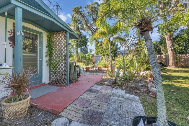 $375,000 | 2091 Oyster Creek Drive, Englewood, FL 34224