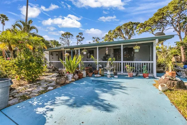 $375,000 | 2091 Oyster Creek Drive, Englewood, FL 34224