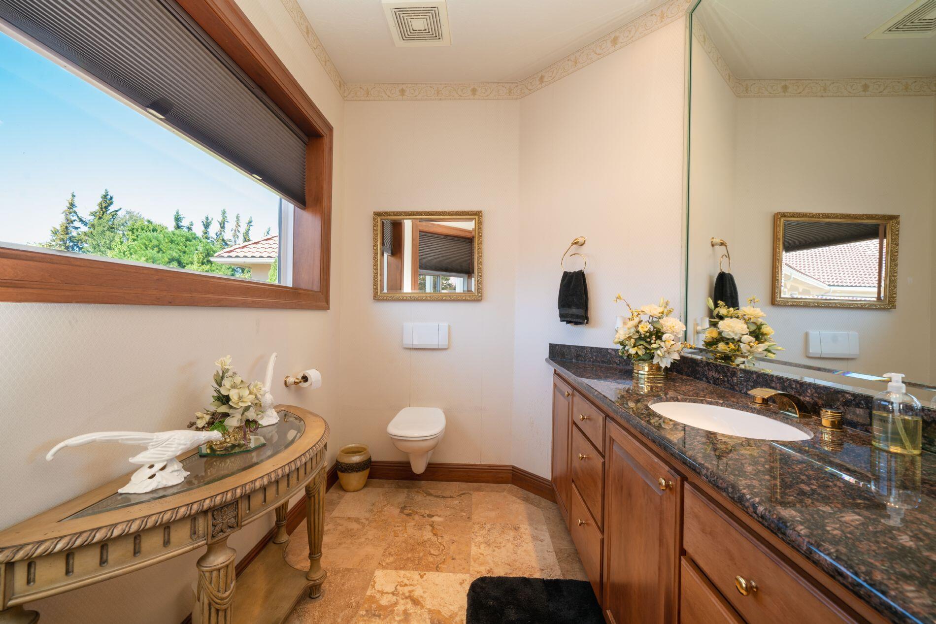 12990 Modoc Road White City, OR 97503 - Photo 16 of 60 39992747-2B51-409A-A639-BA319B924B7D