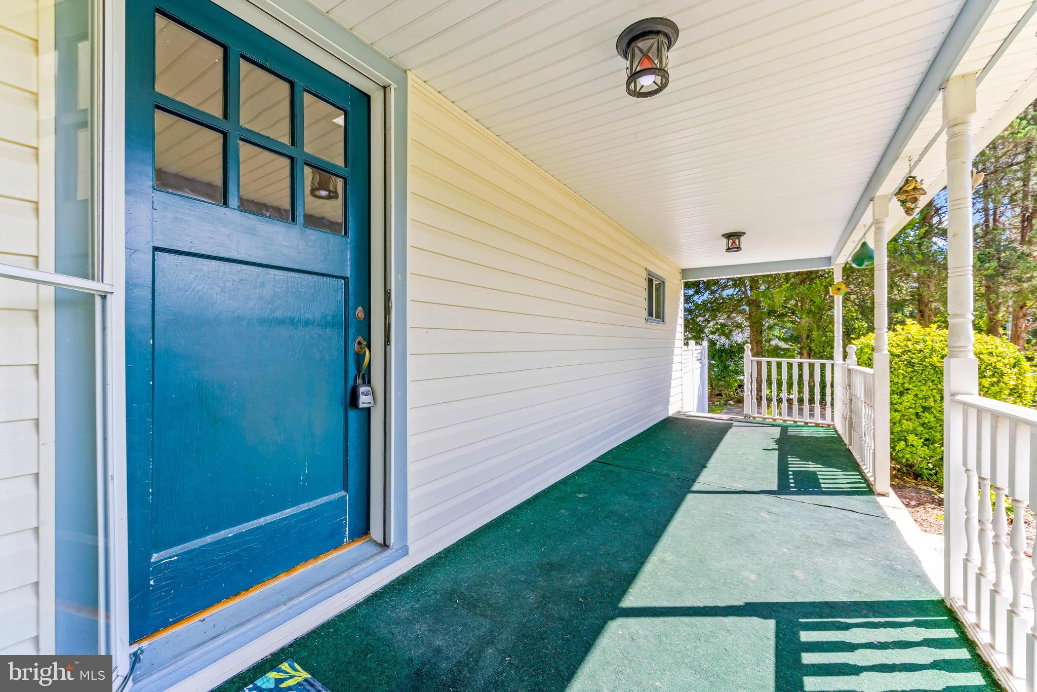 2926 Placid Avenue Baltimore, MD 21234 - Photo 5 of 37 a view of porch with a porch