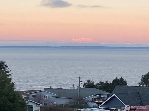 $499,000 | 233 Lupine Drive, Sequim, WA 98382