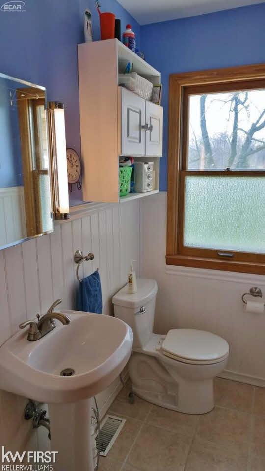 6155 West Ray Road Linden, MI 48451 - Photo 8 of 37 21275787-7.JPG