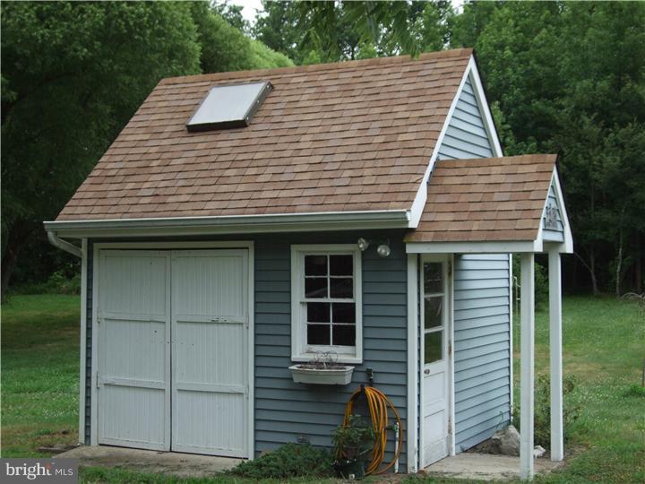 319 Ridge Road Southampton, NJ 08088 - Photo 12 of 25 Storage Shed