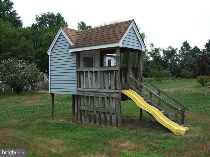 319 Ridge Road Southampton, NJ 08088 - Photo 13 of 25 Storage Shed