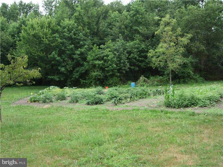 319 Ridge Road Southampton, NJ 08088 - Photo 15 of 25 View
