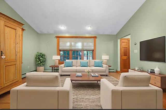 $1,499,000 | 10 Lorraine Circle, Newton, MA 02468