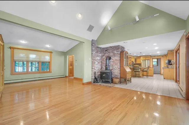 $1,499,000 | 10 Lorraine Circle, Newton, MA 02468