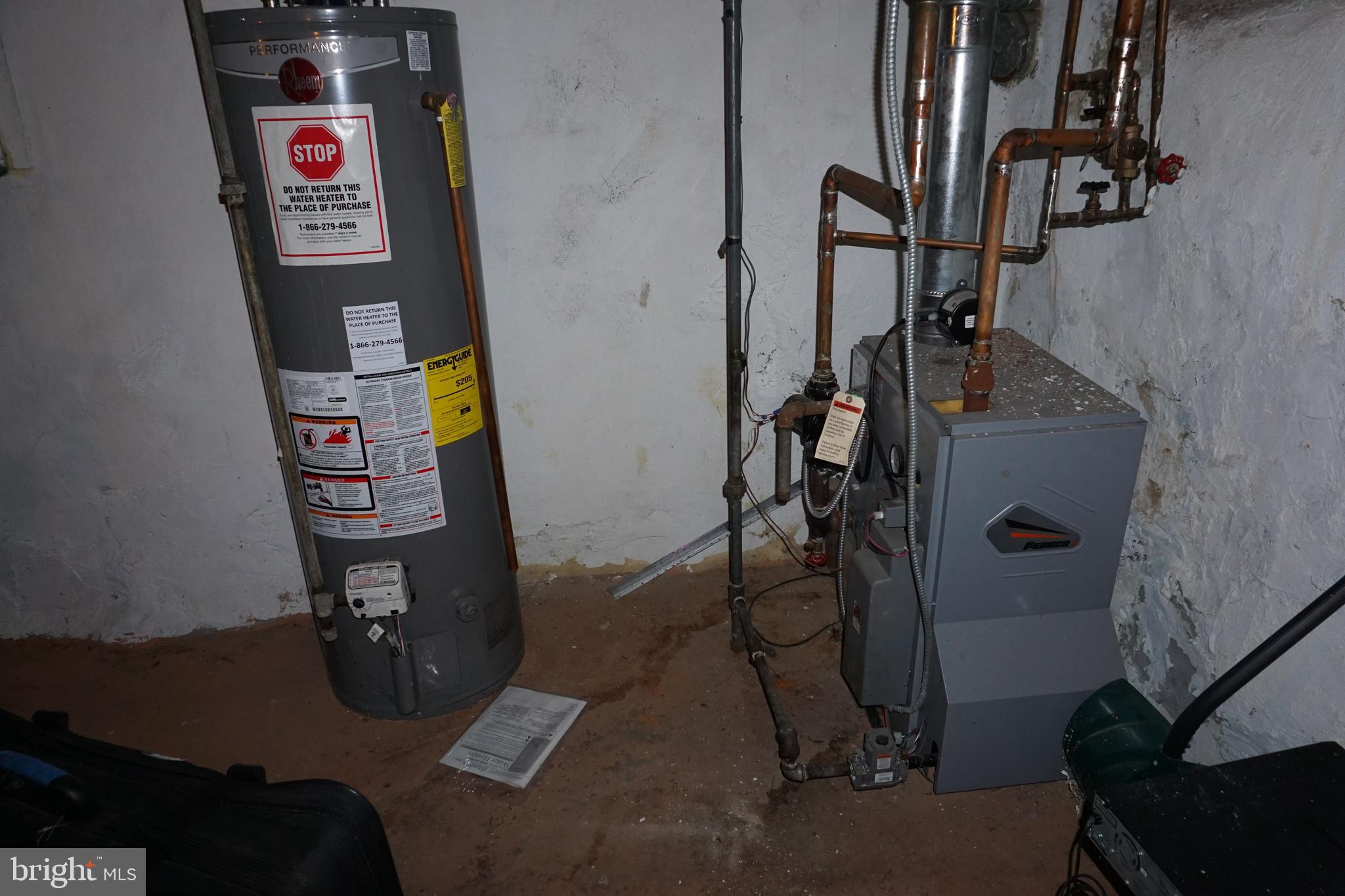 238 Avon Road Upper Darby, PA 19082 - Photo 34 of 36 Water Heater & Boiler
