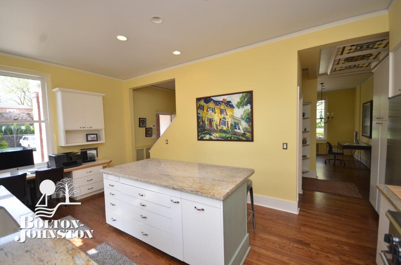 99 Lothrop Road Grosse Pointe Farms, MI 48236 - Photo 9 of 71