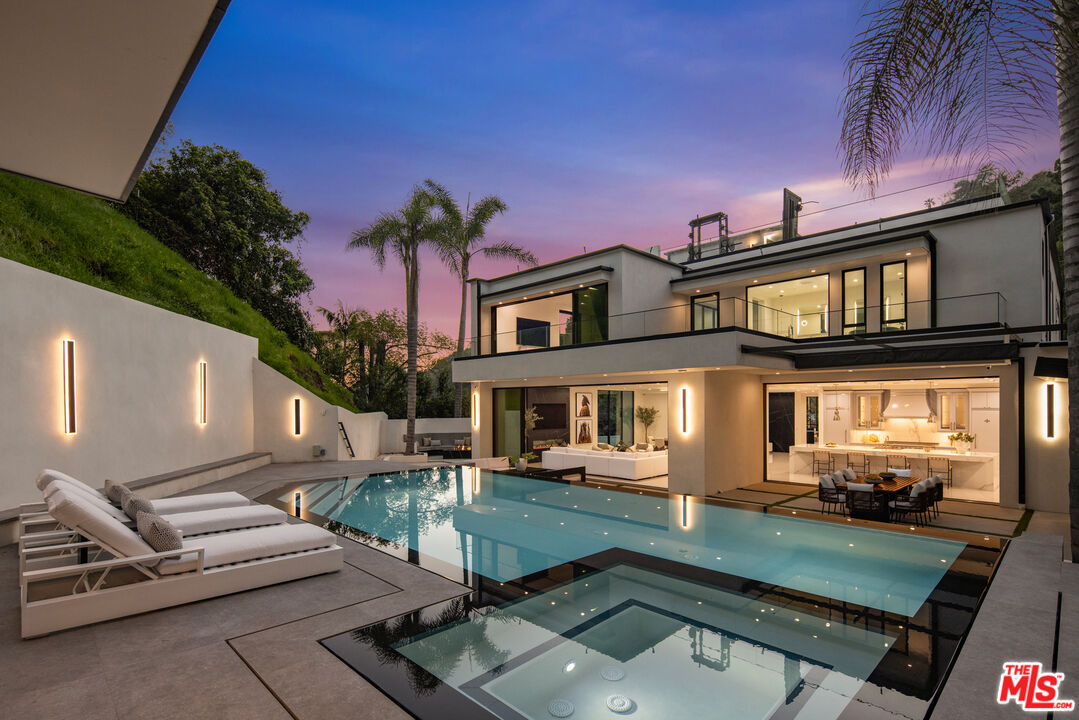 2112 Roscomare Road Los Angeles, CA 90077 - Photo 51 of 54