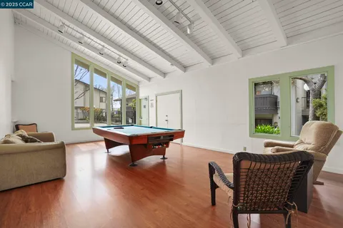 $359,000 | 1411 Marchbanks Drive, Unit 2, Walnut Creek, CA 94598