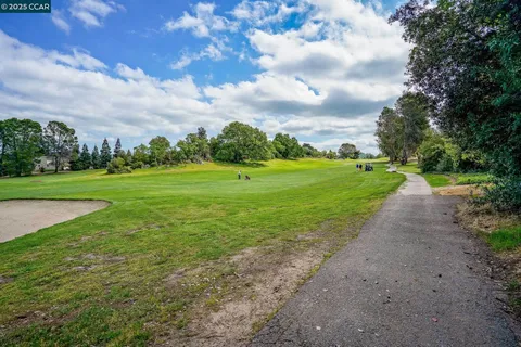 $359,000 | 1411 Marchbanks Drive, Unit 2, Walnut Creek, CA 94598