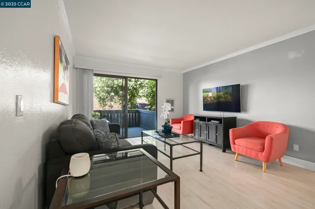 $359,000 | 1411 Marchbanks Drive, Unit 2, Walnut Creek, CA 94598