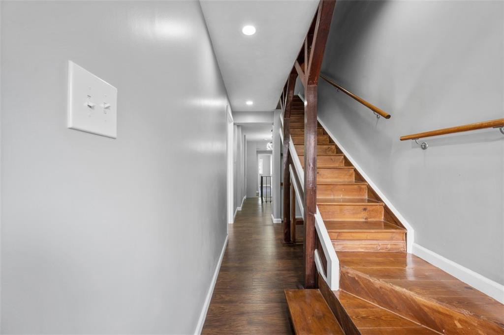 3943 Howley Street Pittsburgh, PA 15224 - Photo 18 of 32