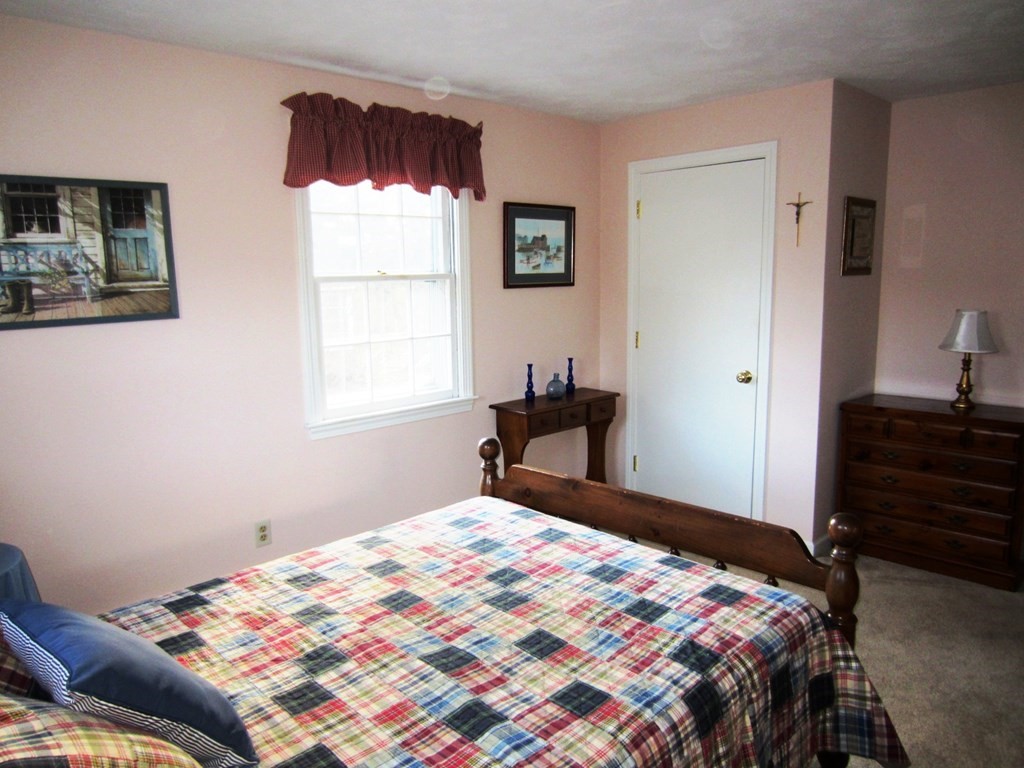 7 Stanford Road Franklin, MA 02038 - Photo 18 of 25 Gallery Image 18
