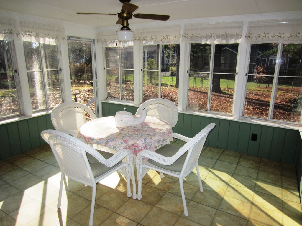 7 Stanford Road Franklin, MA 02038 - Photo 4 of 25 Gallery Image 4