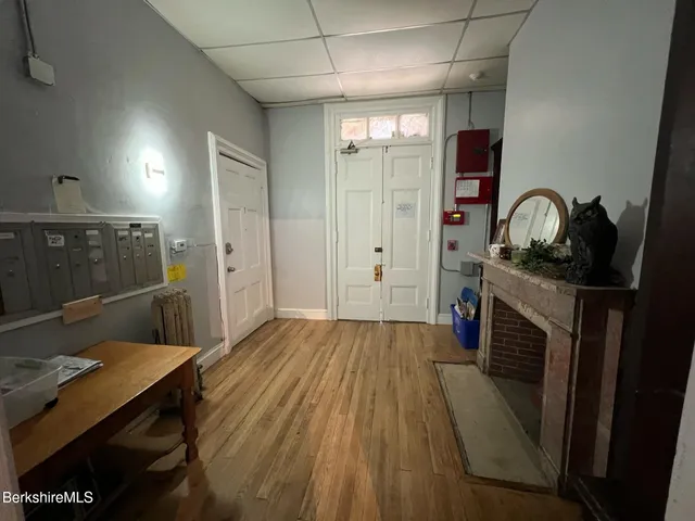 $1,300 | 40 Perrine Avenue, Unit 4, Pittsfield, MA 01201