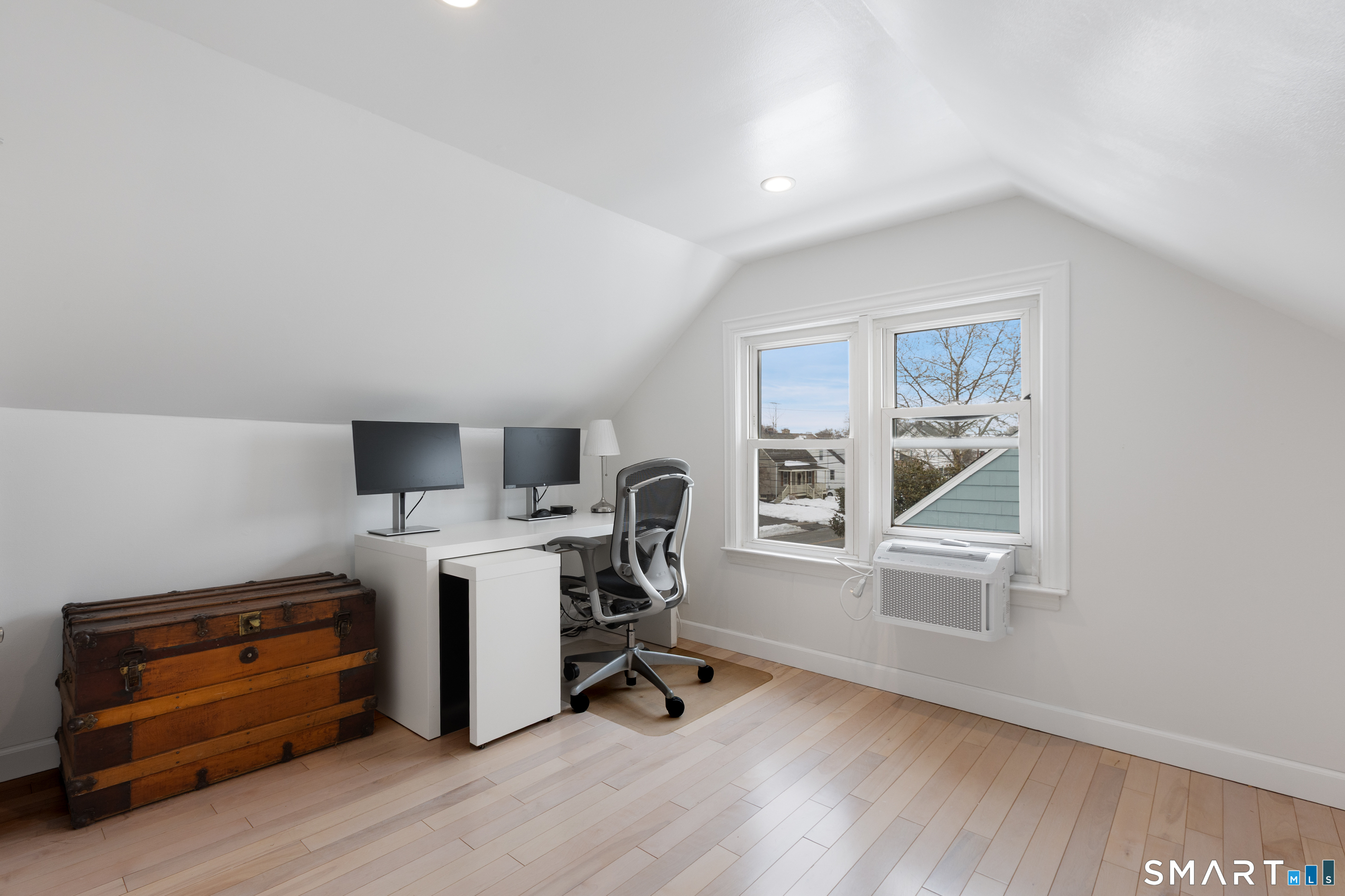 855 Riverside Drive Fairfield, CT 06824 - Photo 18 of 30