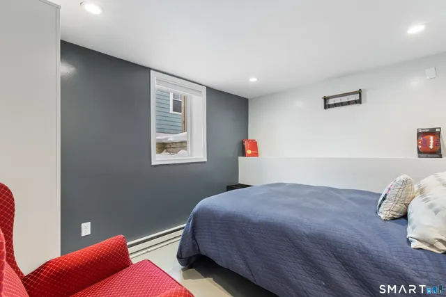 $915,000 | 855 Riverside Drive, Fairfield, CT 06824