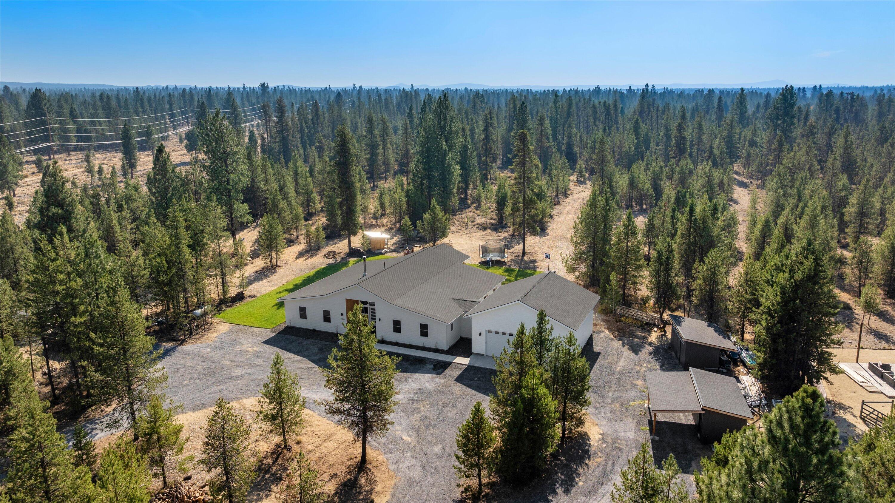 17395 Wells Road Bend, OR 97707 - Photo 49 of 52 65-20241014 JILL ROSELL-66