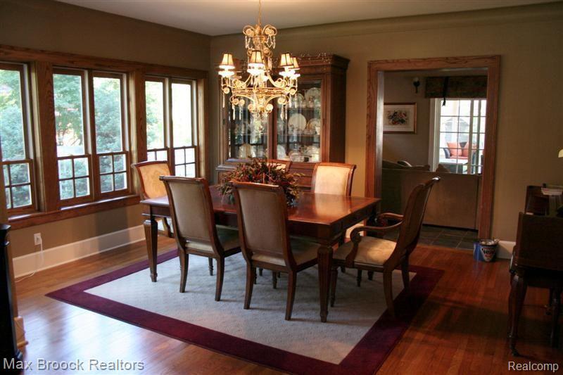24 Hanover Road Pleasant Ridge, MI 48069 - Photo 6 of 25 Elegant Dining Room