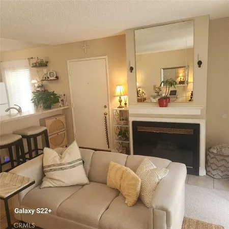 $1,995 | 2821 South Fairview Street, Santa Ana, CA 92704