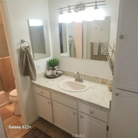 $1,995 | 2821 South Fairview Street, Santa Ana, CA 92704