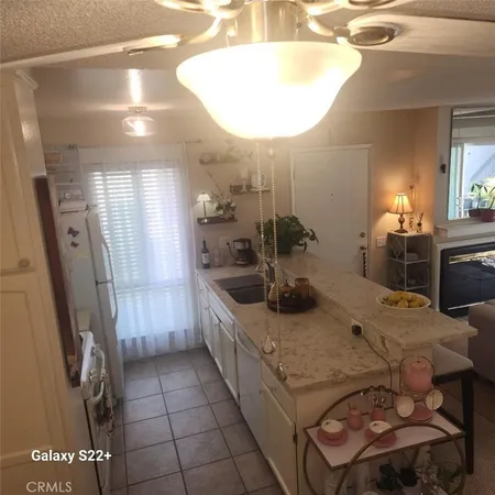 $1,995 | 2821 South Fairview Street, Santa Ana, CA 92704