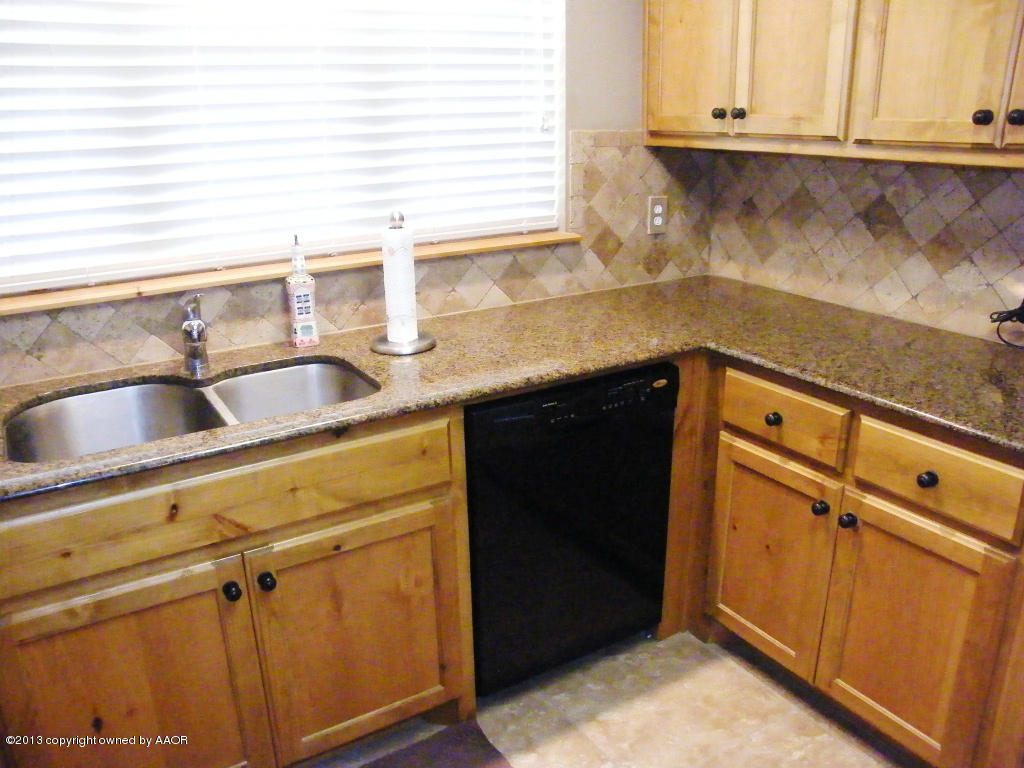 7108 Apollo Trail Amarillo, TX 79118 - Photo 11 of 25 Kitchen - View 3