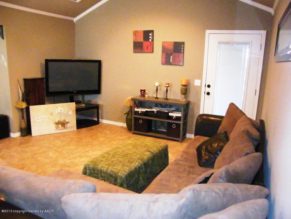 7108 Apollo Trail Amarillo, TX 79118 - Photo 7 of 25 Living Room - View 2