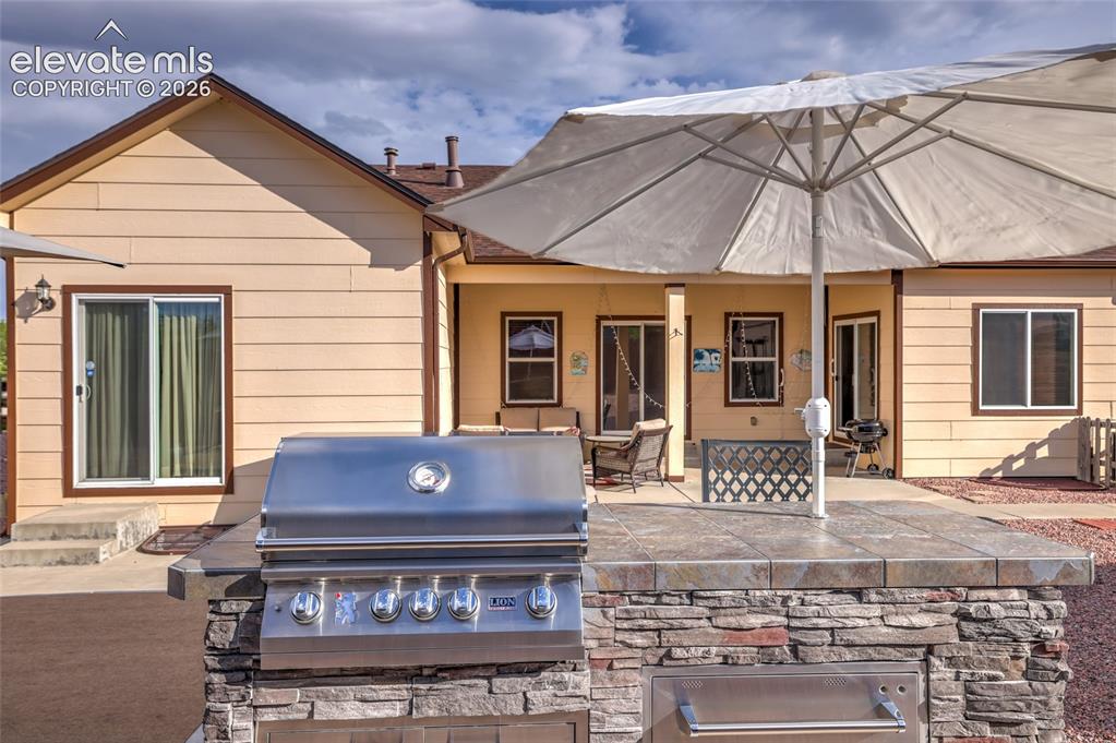 12266 Crystal Downs Road Peyton, CO 80831 - Photo 35 of 50 Built in gss grill