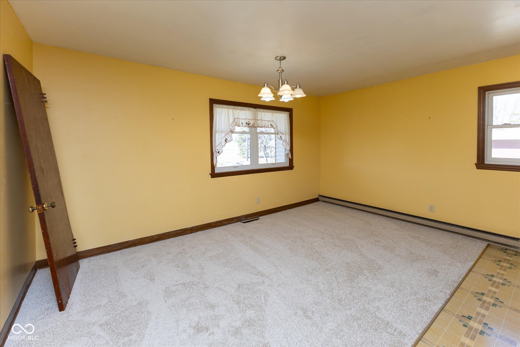 8647 Cox Road Indianapolis, IN 46221 - Photo 8 of 22