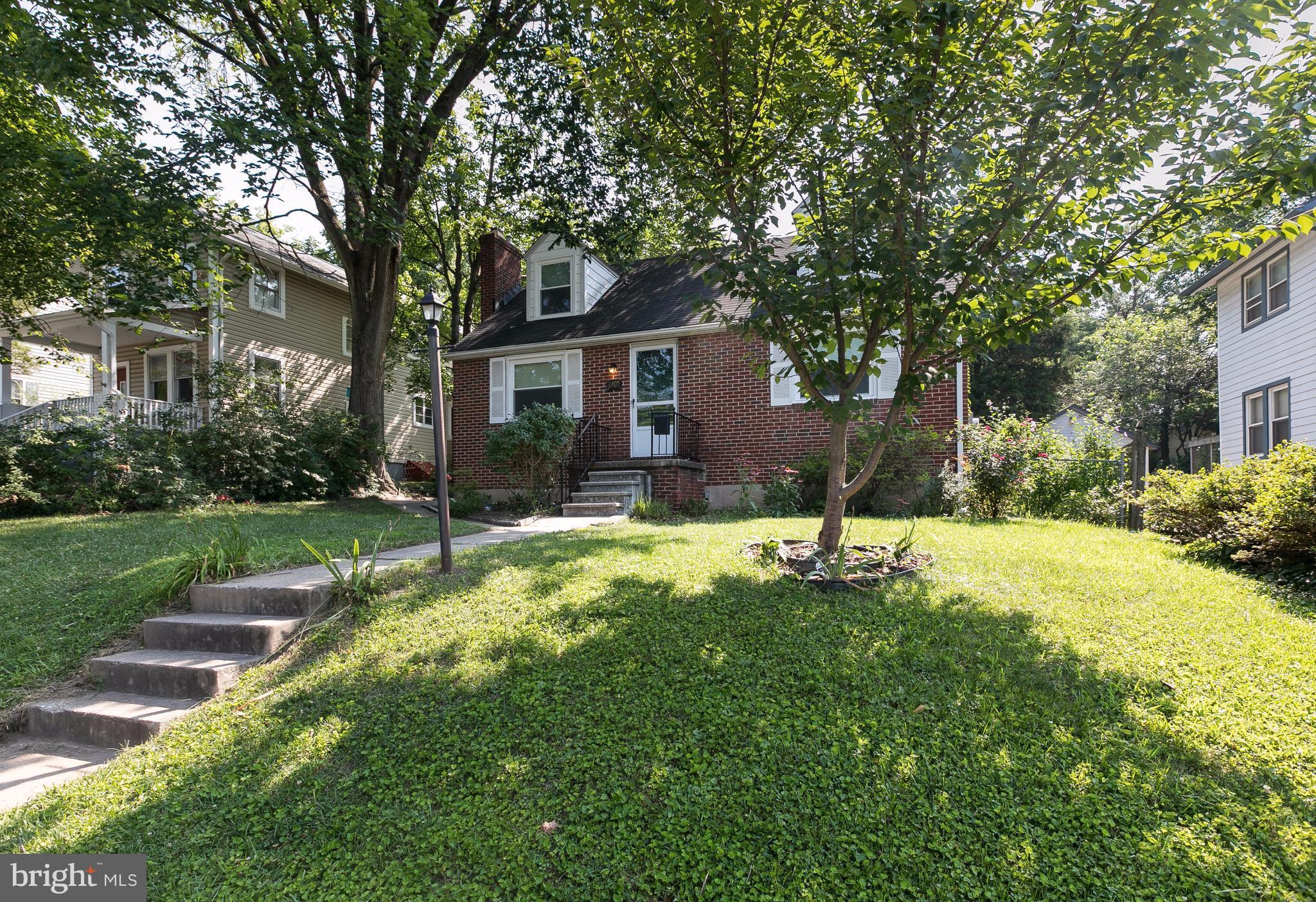 6403 Banbury Road Baltimore, MD 21239 - Photo 3 of 27 Exterior (Front)