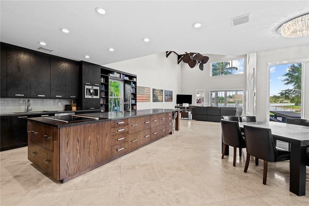 10407 Laurel Road Davie, FL 33328 - Photo 10 of 56 Photo 10