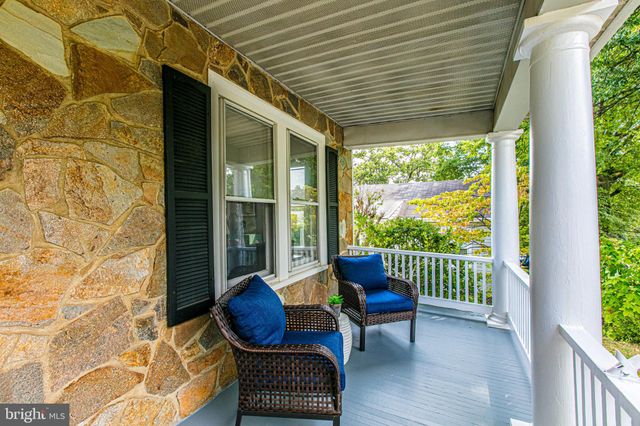 $800,000 | 113 West Mt Ida Avenue, Alexandria, VA 22305