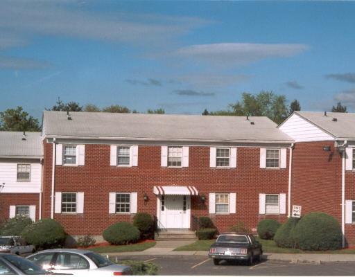 50 Greenhouse Road, Unit 25B Bridgeport, CT 06606 - Photo 1 of 1 Gallery Image 1