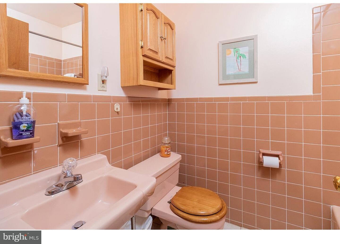 22 Knoll Road Stratford, NJ 08084 - Photo 12 of 18