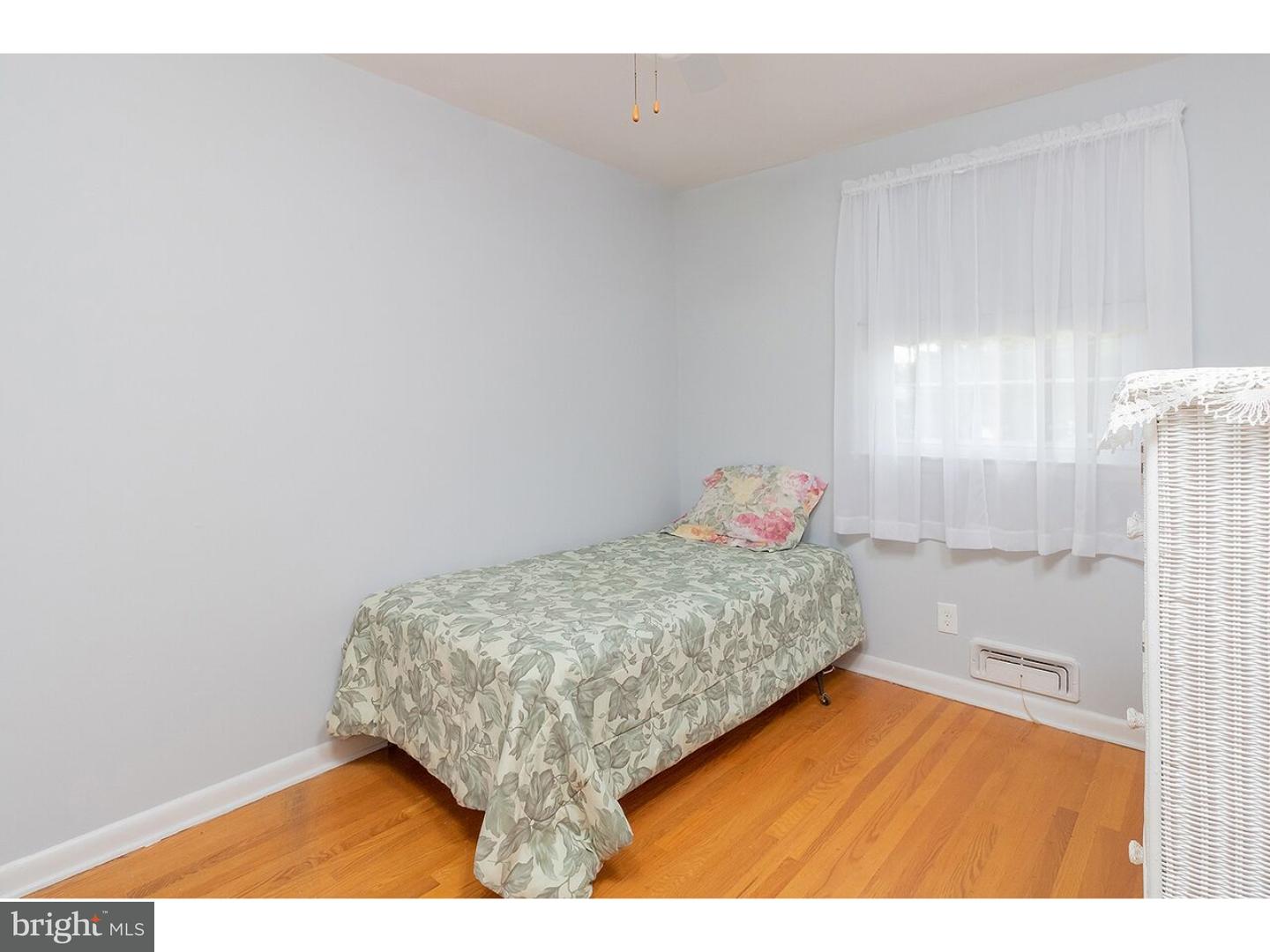 22 Knoll Road Stratford, NJ 08084 - Photo 14 of 18