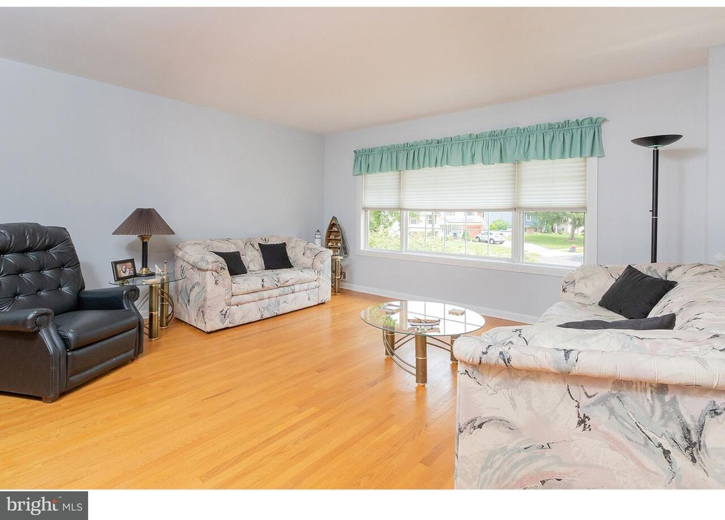 22 Knoll Road Stratford, NJ 08084 - Photo 6 of 18