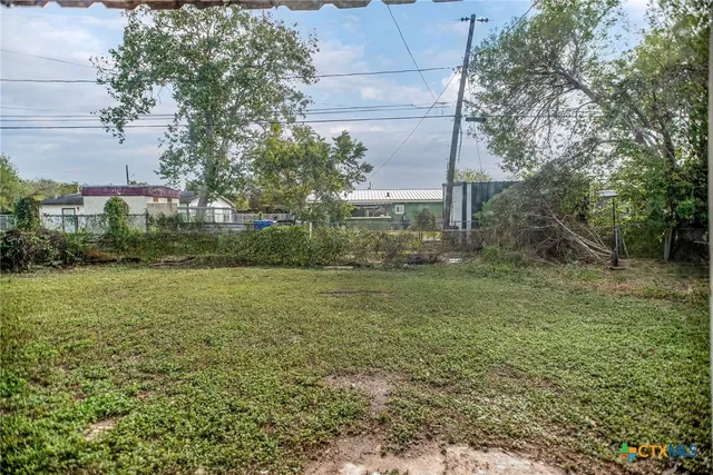$135,000 | 1408 Holloman Drive, Port Lavaca, TX 77979