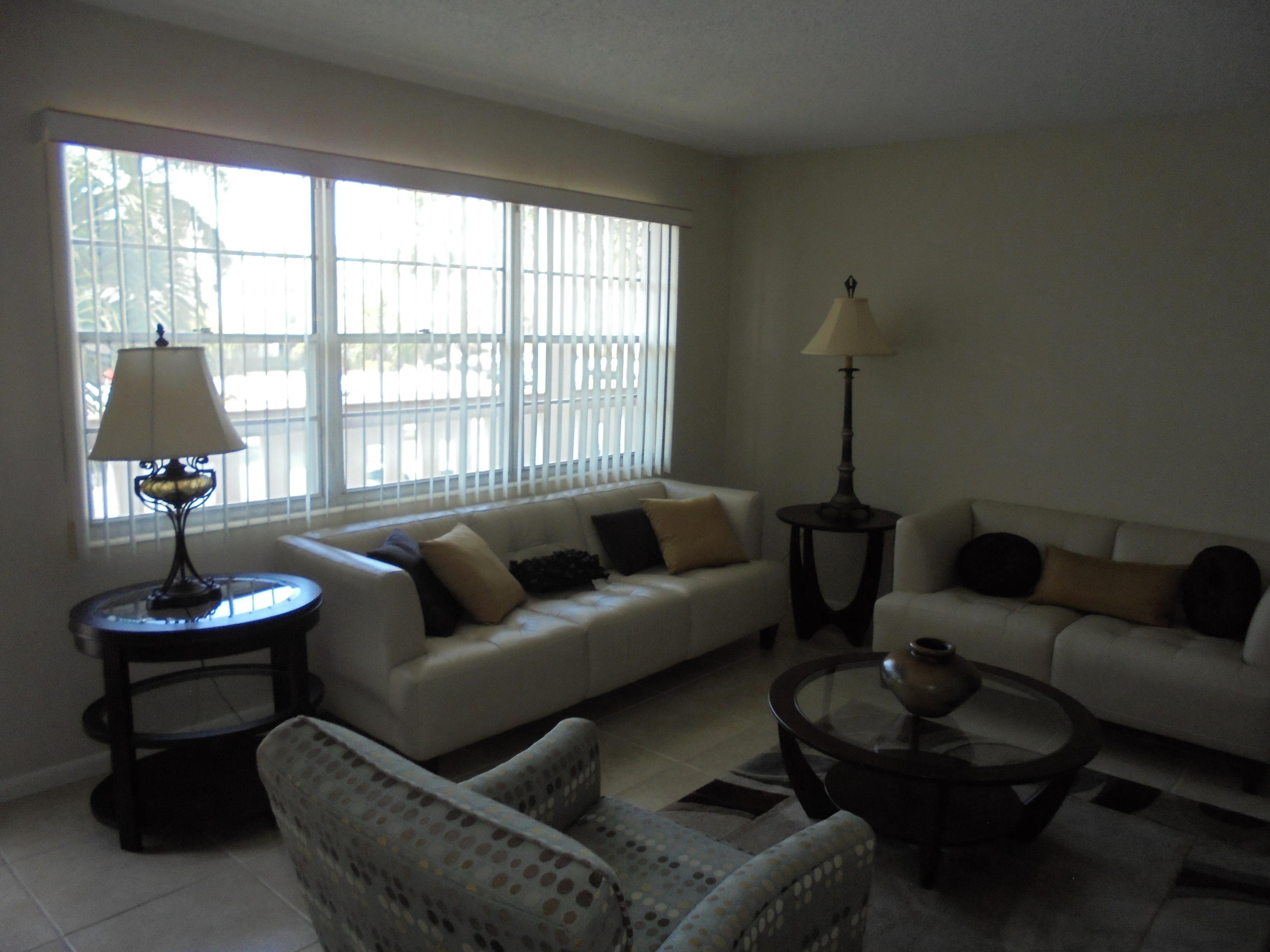 2008 Cornwall East Boca Raton, FL 33434 - Photo 2 of 20 039