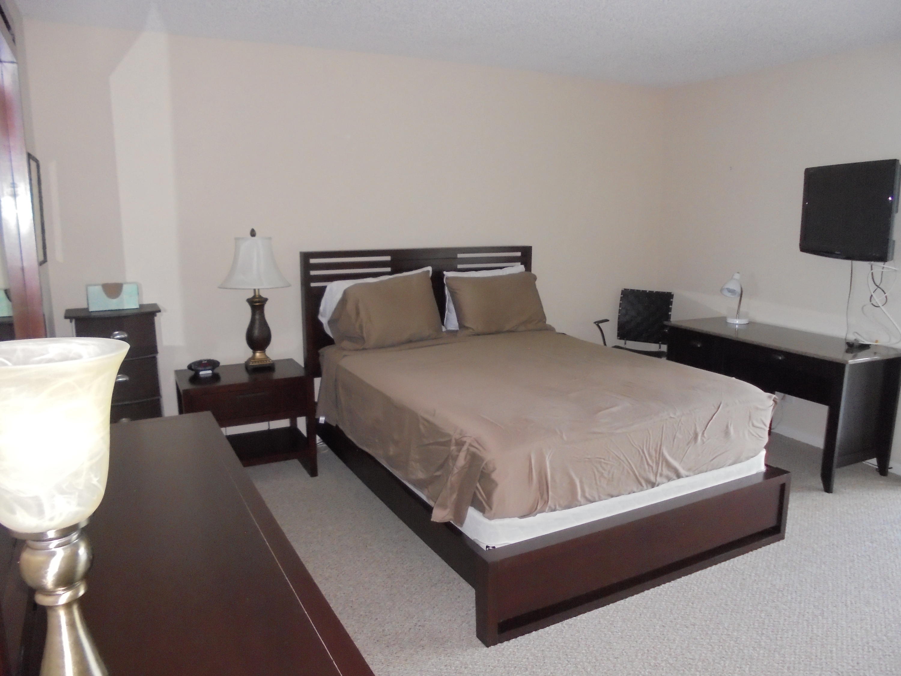 2008 Cornwall East Boca Raton, FL 33434 - Photo 9 of 20 046