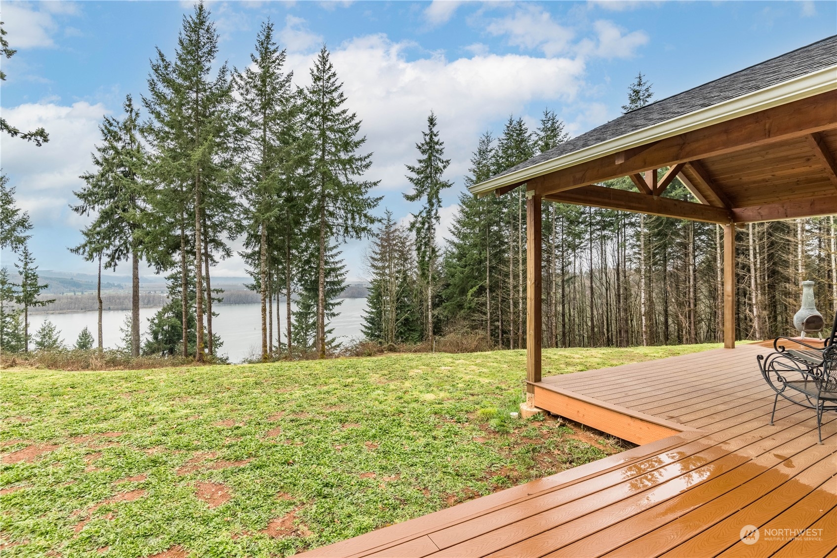 3011 Stella Road Longview, WA 98632 - Photo 31 of 38 a view of a backyard