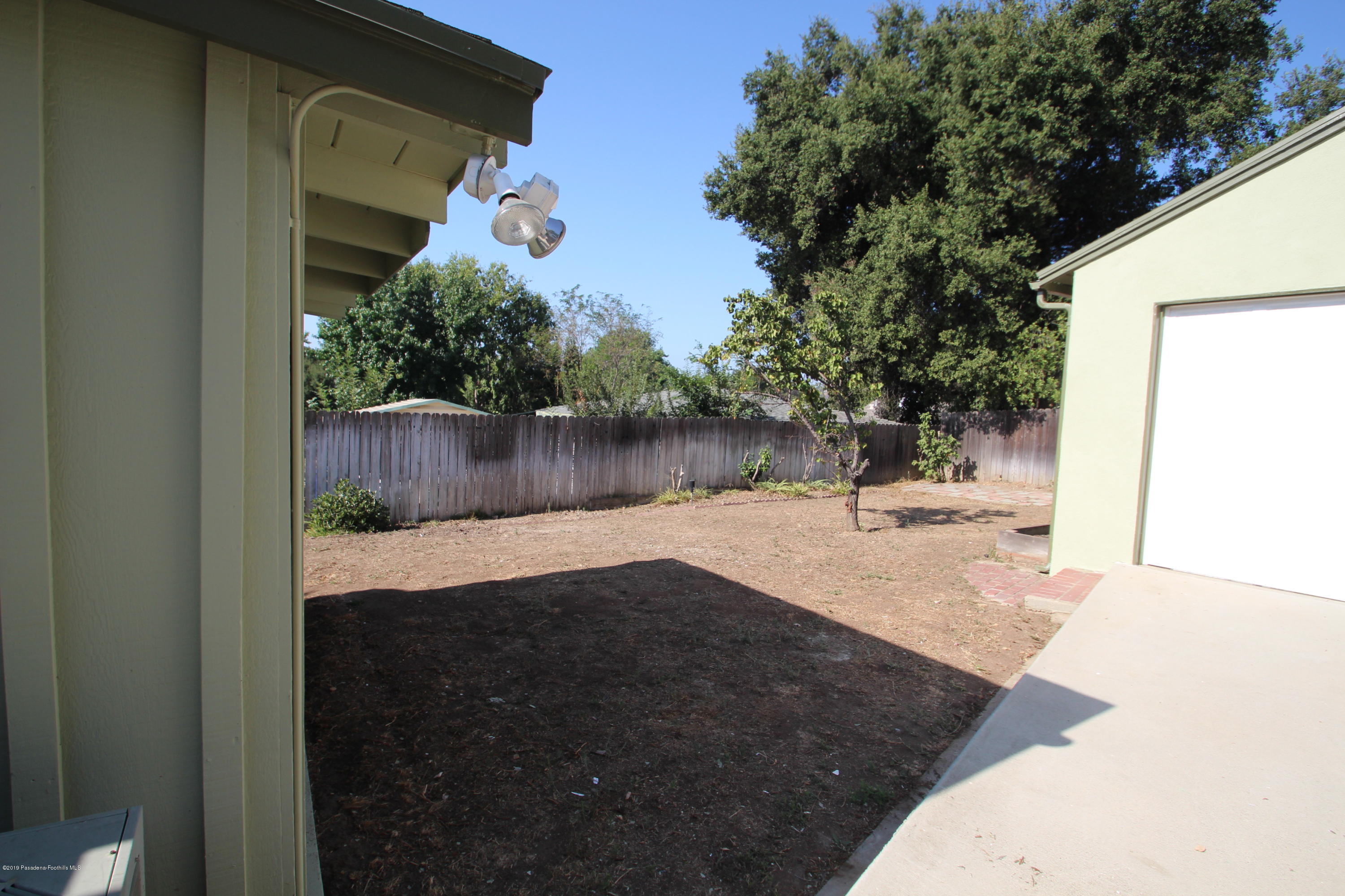 4381 Rising Hill Road Altadena, CA 91001 - Photo 24 of 25 IMG_2972
