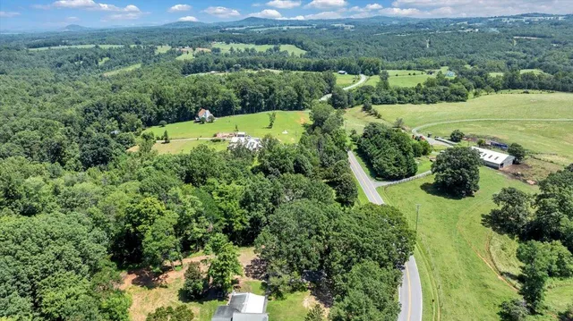 $899,999 | 3851 Joppa Mill Road, Moneta, VA 24121