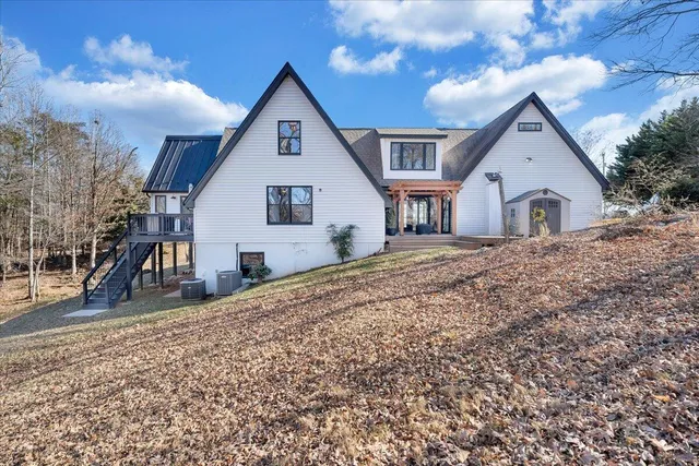 $899,999 | 3851 Joppa Mill Road, Moneta, VA 24121