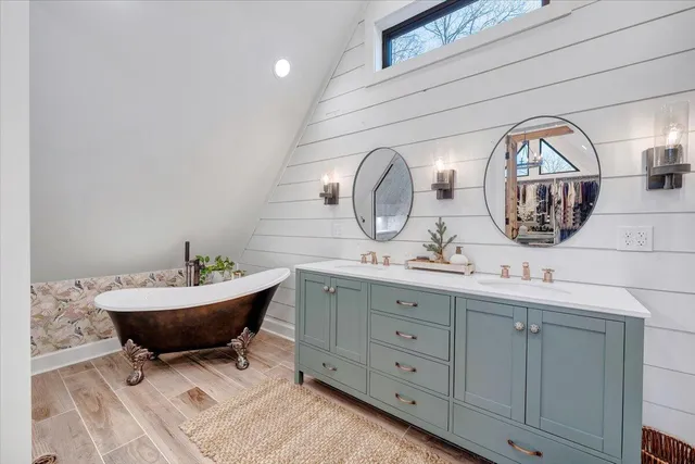 $899,999 | 3851 Joppa Mill Road, Moneta, VA 24121